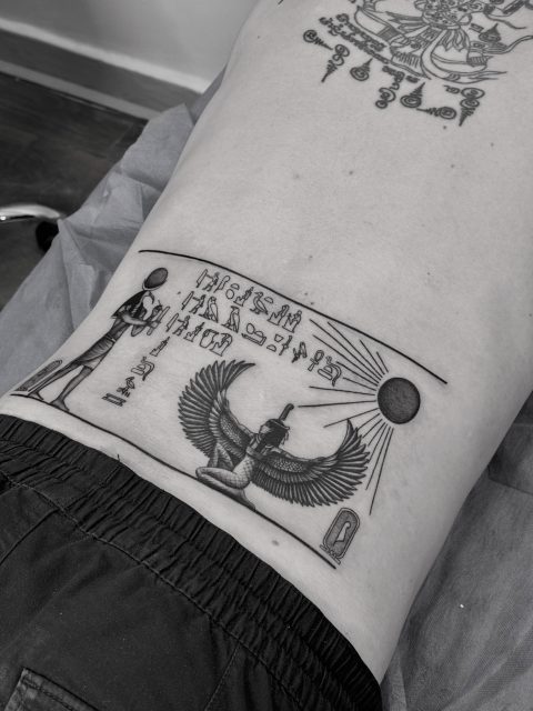 ✨When all seemed lost, Isis and Thoth proved that love and wisdom could overcome even death.
-Customized Lower Back Piece of Thoth & Isis
.
.
.
.
.
.
.
.
.
.
.
.
.
.
#egyptiantattoo #finelinetattoocairo #cairotattoos #tattoosincairo